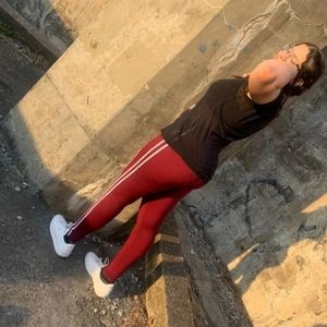 Meet your Posher, Jakia